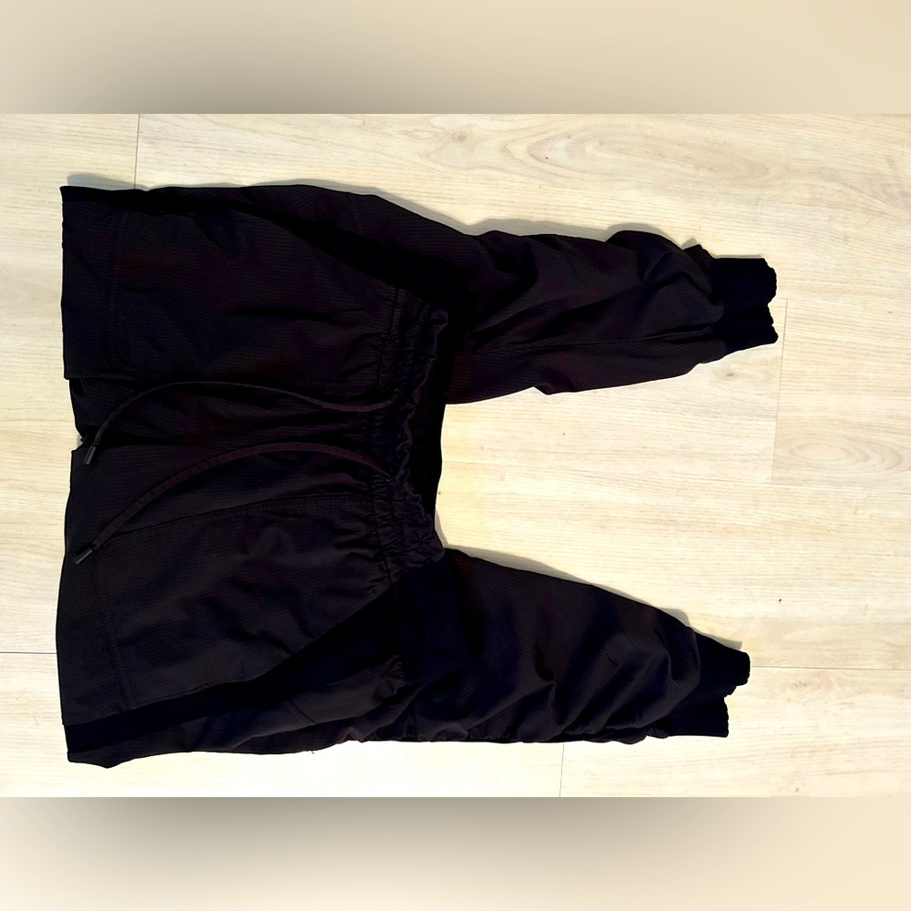 Lululemon studio pants size 6 black